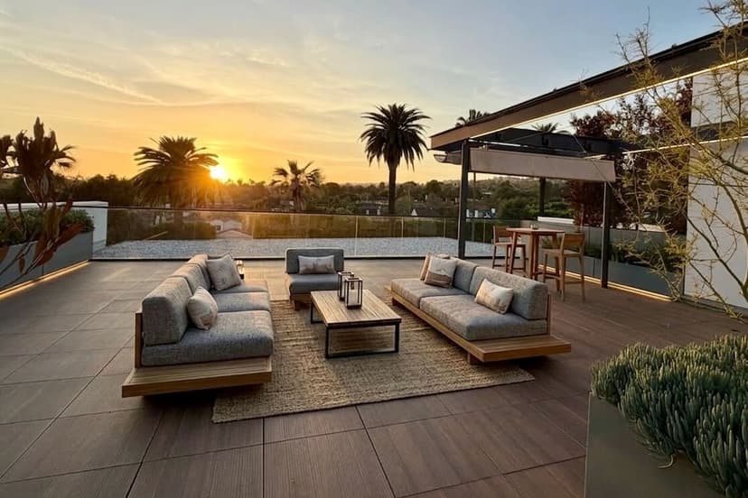 The Harland West Hollywood Residence